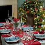 Rood Kerstmistafelkleed met sneeuwvlokken