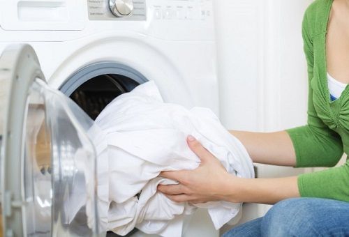 Laver le lit à la machine à écrire