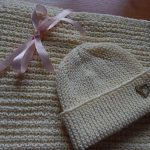 Bonnet à carreaux et coton pour enfants