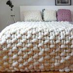 Couverture en gros tricot