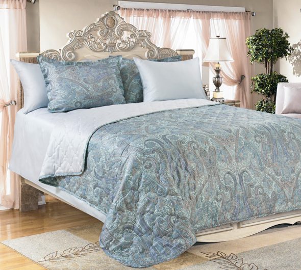 Couvre Satin