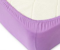 Feuille avec bande élastique