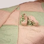 Couverture bicolore chaude pour bébé