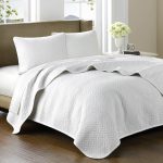 Mince couverture avec petit motif matelassé
