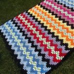 Motif floral pour un tapis de bricolage multicolore