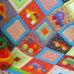 Couverture bébé pour garçon en style patchwork