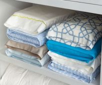 Taie d'oreiller pour le lit