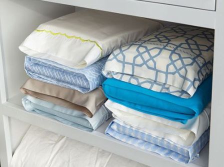 Taie d'oreiller pour le lit