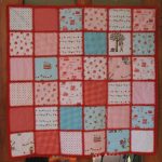 Belle couverture de style patchwork avec des dessins originaux pour enfants
