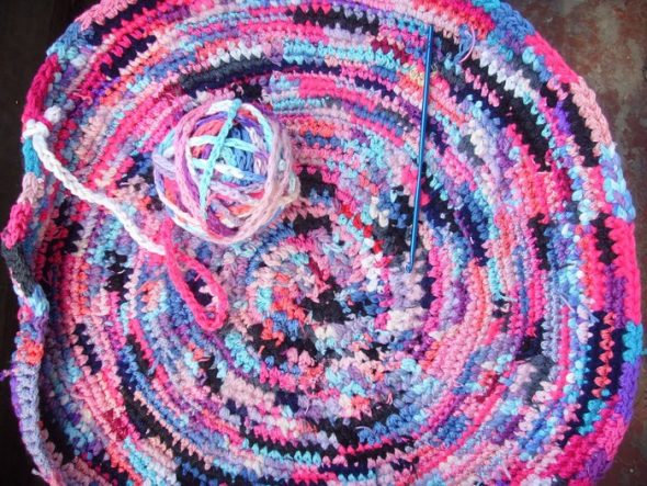 Tapis rond enchevêtrement inhabituel