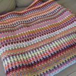Plaid doux pour les soirées d'automne, tricoté à la main