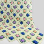 Plaid floral lumineux avec des motifs de couleurs vives