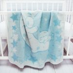 Couverture de gobie pour le bébé dans le berceau