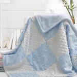 Peluche blanche et bleue faites-le vous-même
