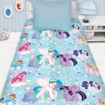 Ensemble postleny pour enfants avec un poney pour la fille