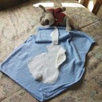 Bunny à carreaux pour un sommeil paisible et sain des enfants
