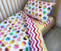 Le lit bilatéral combiné pour l'enfant