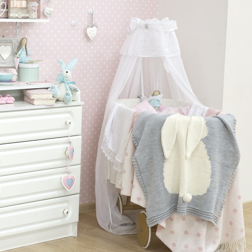 Beau lit bébé