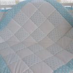 Couette carrée aux couleurs vives pour les plus petits