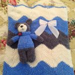 Zigzags à carreaux en peluche multicolores