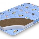 Matelas pour enfants avec couche de latex et de noix de coco