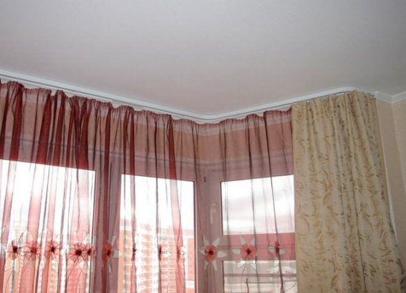 Tringle à rideaux en plastique flexible pour rideaux