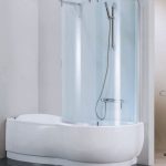 Baignoire en acrylique avec rideau en plastique