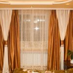 Three-row ceiling cornice for interesting compositions