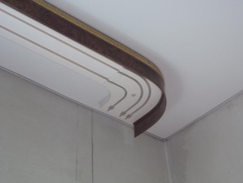 Metal curtains