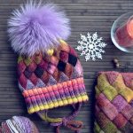 Chapeau original avec pompon