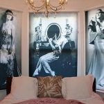 Photographies monochromes sur les stores dans la chambre