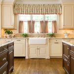 Profile cornice for kitchen window