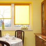 Coin repas dans la petite cuisine