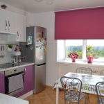 Couleur framboise à l'intérieur de la cuisine