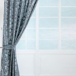 Rideaux bleu-gris pour le salon