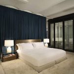 Tubular ceiling cornice for room zoning