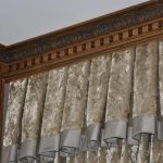 Cornières en bois d'angle avec de belles insertions