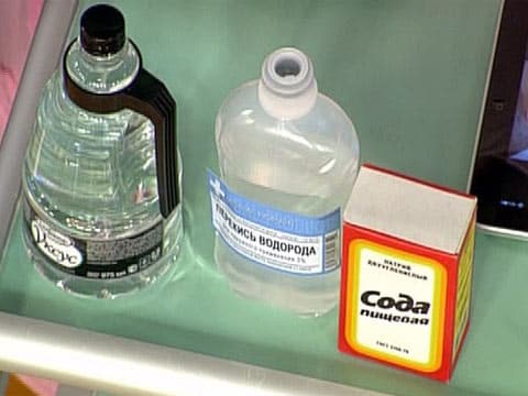 Vinaigre, peroxyde et soda