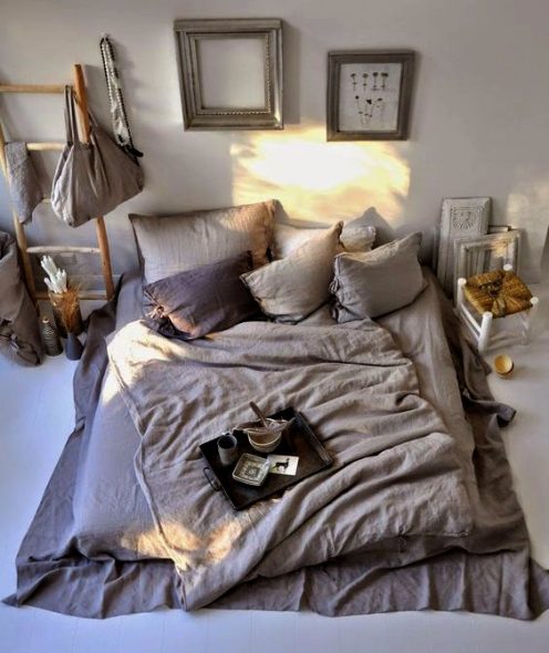 Matelas posé sur le sol