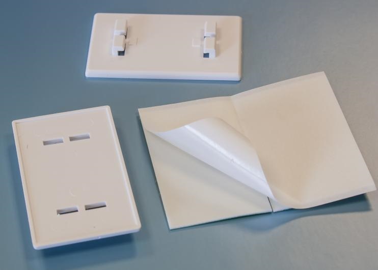 Adesivo fita dupla face para montar as cortinas de rolo