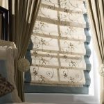 Stores romains en coton inhabituels