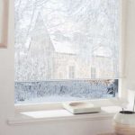 Blinds στο παράθυρο ενός ιδιωτικού σπιτιού