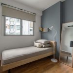 Miroir dans la chambre des enfants