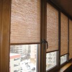 Rolshtora de matériaux naturels pour le balcon