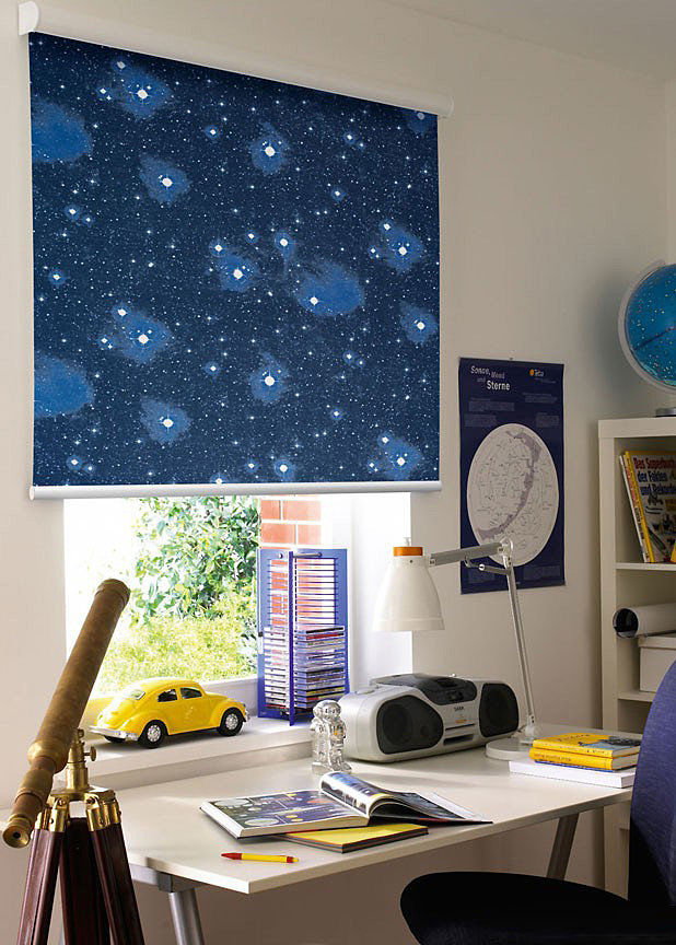 Télescope à l'intérieur de la chambre des enfants