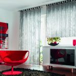 Rideaux gris avec un petit motif pour le salon