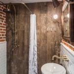 Trepesevidaya Stange für ein Badezimmer im Landhausstil