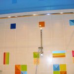 Cornicioni angolari per bagno