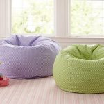 Grands coussins moelleux pour s'asseoir ou se coucher