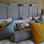 Coussins décoratifs avec applications à l'intérieur de la chambre